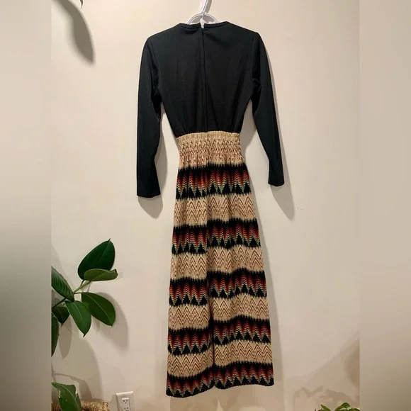 Vintage 70s Black & Woven Bohemian Maxi Dress - Picture 13 of 14